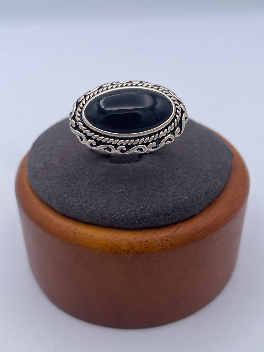 J&T 925 Sterling Silver Black Onyx Oval Cabochon Ring Artisan Thailand Size 7